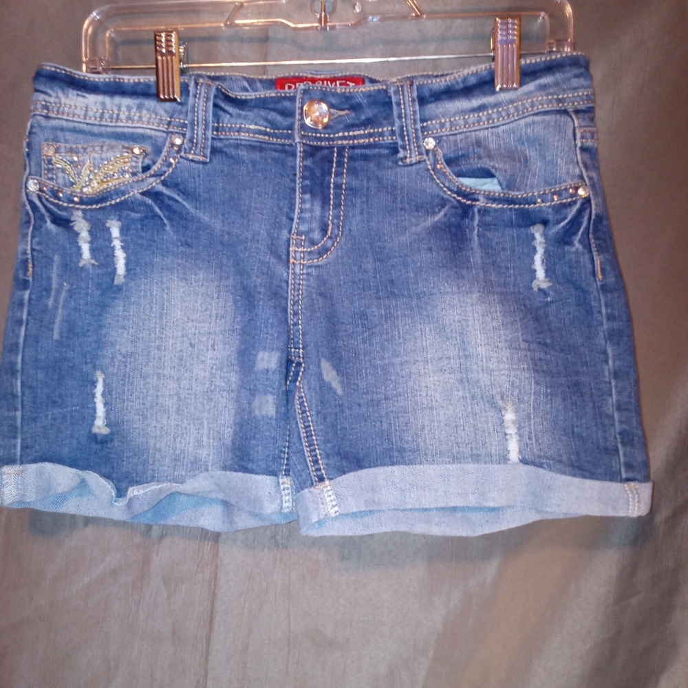 Red Rivet denim juniors distressed low rise shorts